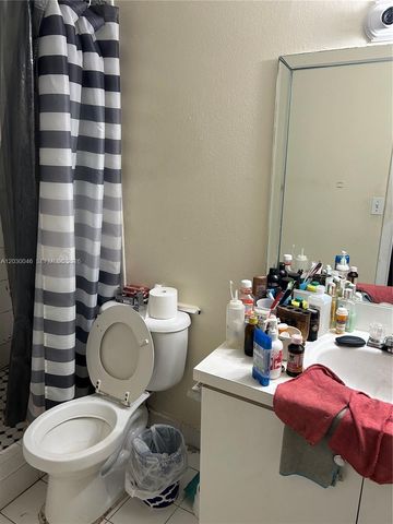 18051 NW 68th Avenue K104, Hialeah, FL 33015