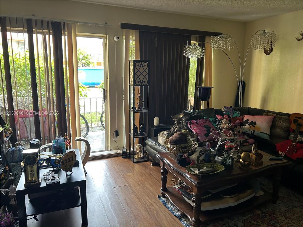 18051 NW 68th Avenue K104, Hialeah, FL 33015