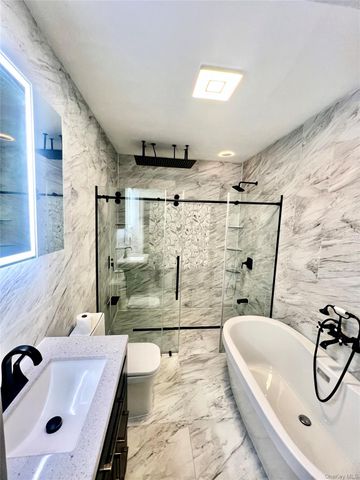 38 Railroad Avenue, East Hampton, NY 11937