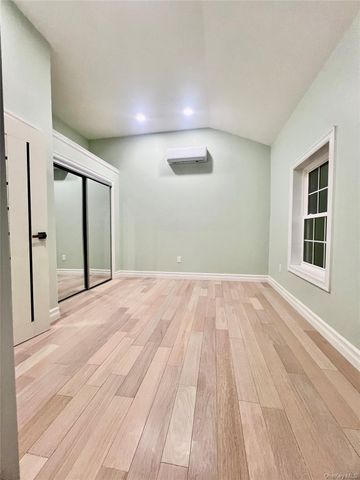 38 Railroad Avenue, East Hampton, NY 11937