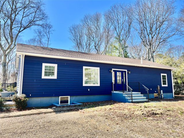 38 Railroad Avenue, East Hampton, NY 11937