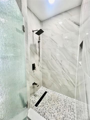 38 Railroad Avenue, East Hampton, NY 11937