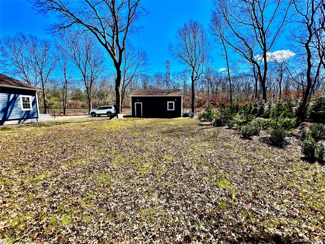 38 Railroad Avenue, East Hampton, NY 11937