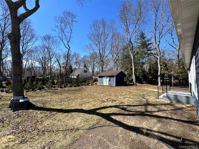 38 Railroad Avenue, East Hampton, NY 11937