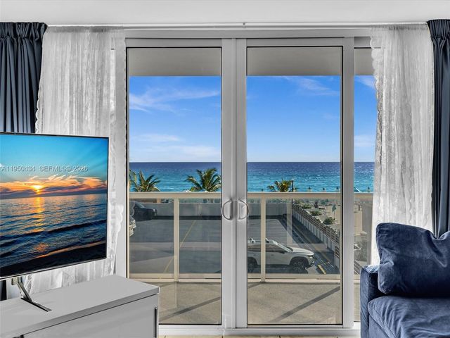 3140 S Ocean Dr 206, Hallandale Beach, FL 33009