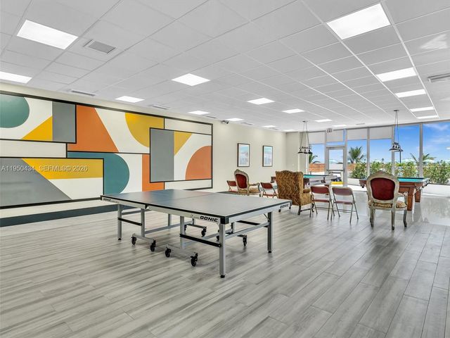 3140 S Ocean Dr 206, Hallandale Beach, FL 33009