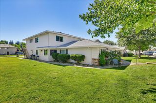 3675 Sapphire Dr #2, Auburn, CA 95602