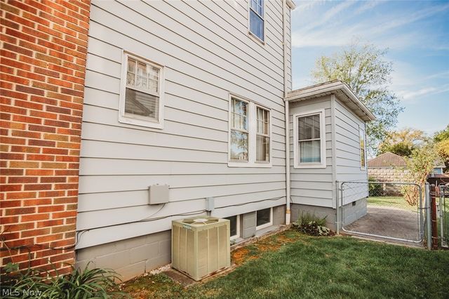 1612 24th Street, Parkersburg, WV 26101