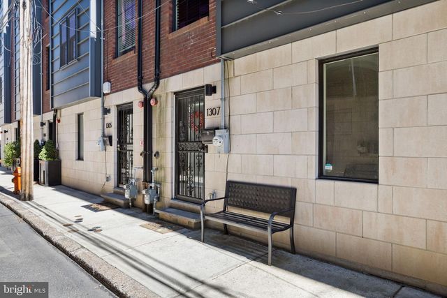 1307 S HANCOCK ST, Philadelphia, PA 19147