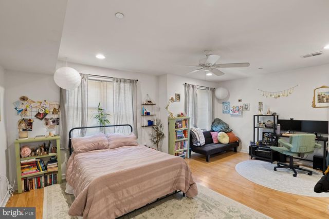 1307 S HANCOCK ST, Philadelphia, PA 19147