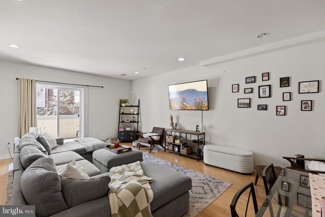 1307 S HANCOCK ST, Philadelphia, PA 19147