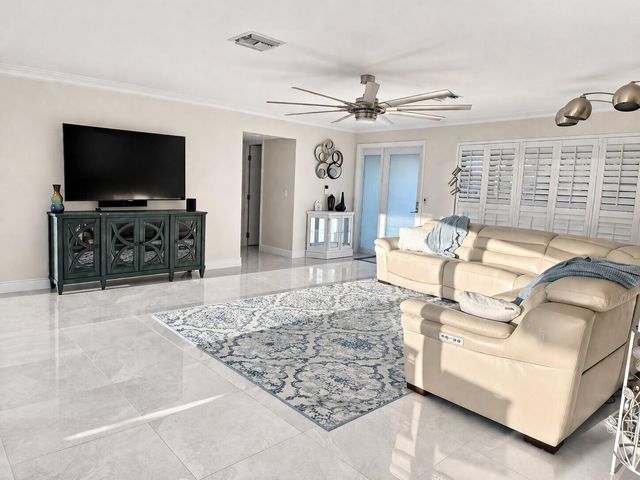 3910 NE 26th Avenue, Lighthouse Point, FL 33064