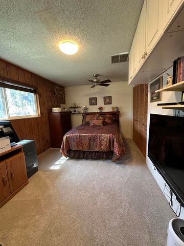 15710 Paulina Avenue, La Pine, OR 97739
