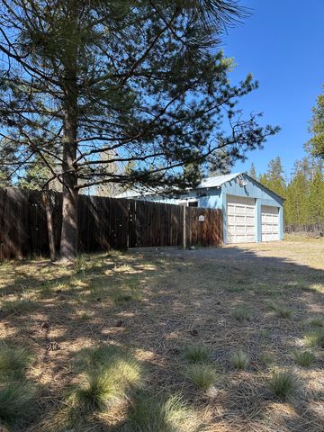15710 Paulina Avenue, La Pine, OR 97739
