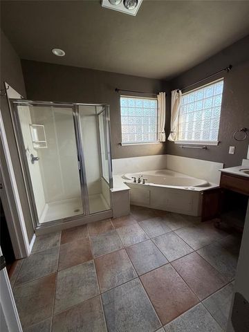3101 Ash Grove Road, Edmond, OK 73003