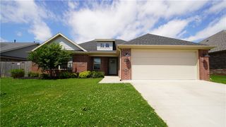 1037 Trailwood Street, Tontitown, AR 72762