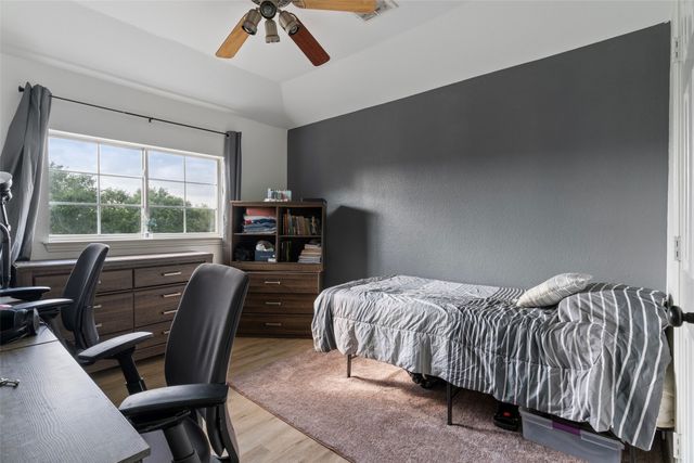 4405 Meadowcove Drive, Rowlett, TX 75088