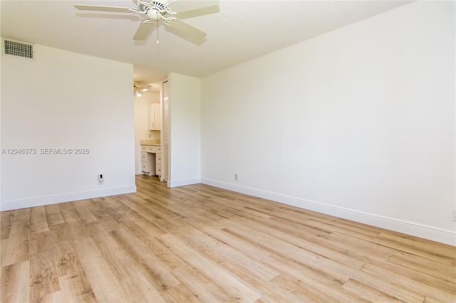 8900 Washington Boulevard 117, Pembroke Pines, FL 33025