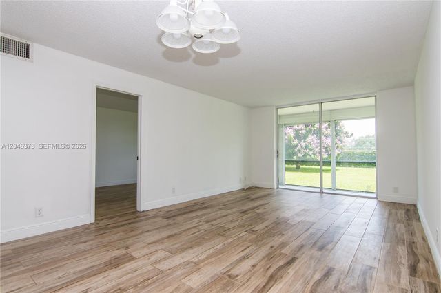 8900 Washington Boulevard 117, Pembroke Pines, FL 33025