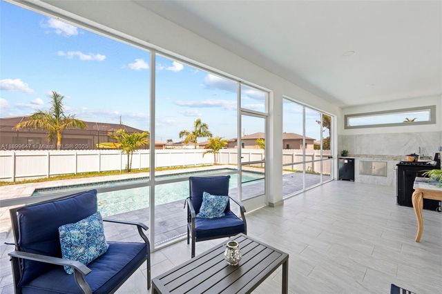 10 nw 35th ave, Cape Coral, FL 33993