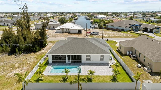 10 nw 35th ave, Cape Coral, FL 33993