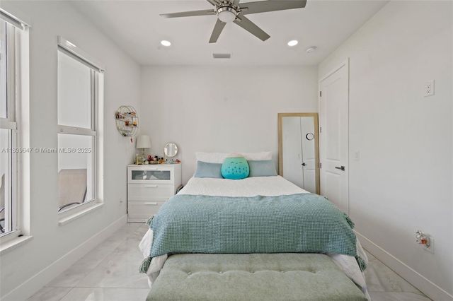 10 nw 35th ave, Cape Coral, FL 33993