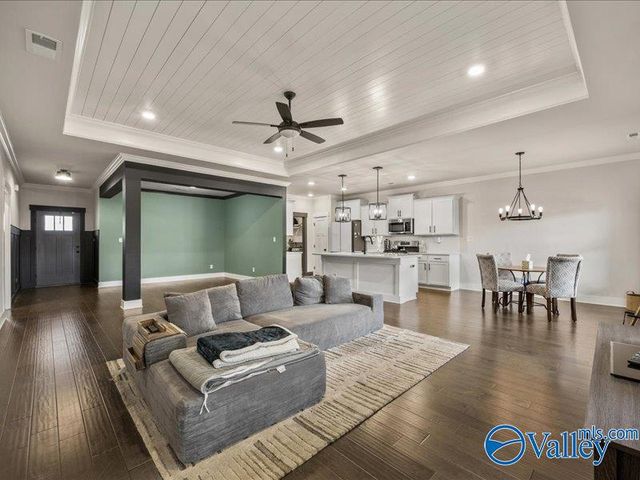 105 Havner Drive, Hazel Green, AL 35750