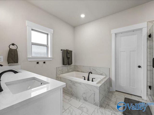 105 Havner Drive, Hazel Green, AL 35750