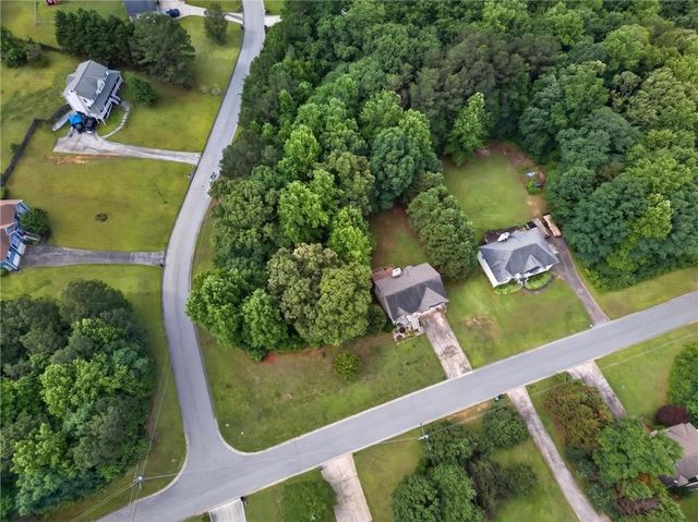 115 Valor Ridge Drive, Dallas, GA 30132