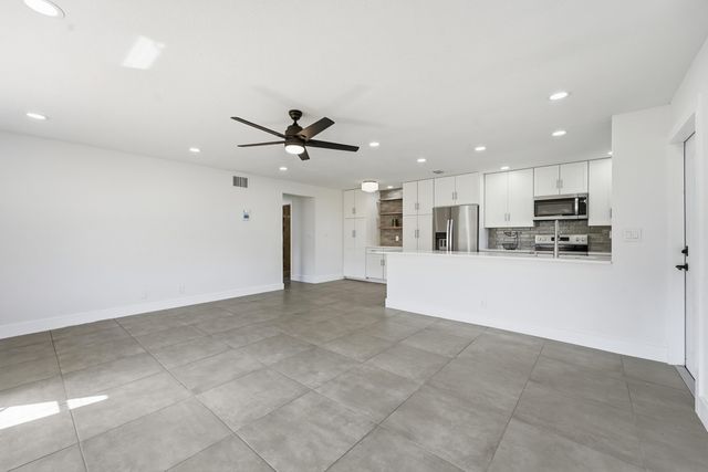 203 Manatee Lane A, Fort Pierce, FL 34982