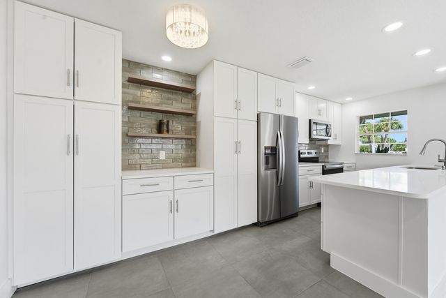 203 Manatee Lane A, Fort Pierce, FL 34982