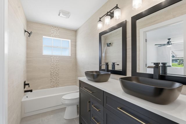 203 Manatee Lane A, Fort Pierce, FL 34982