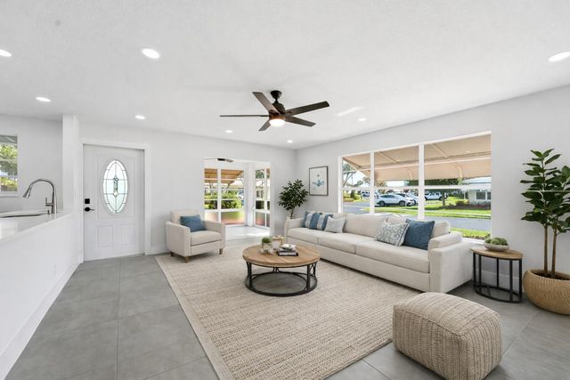 203 Manatee Lane A, Fort Pierce, FL 34982