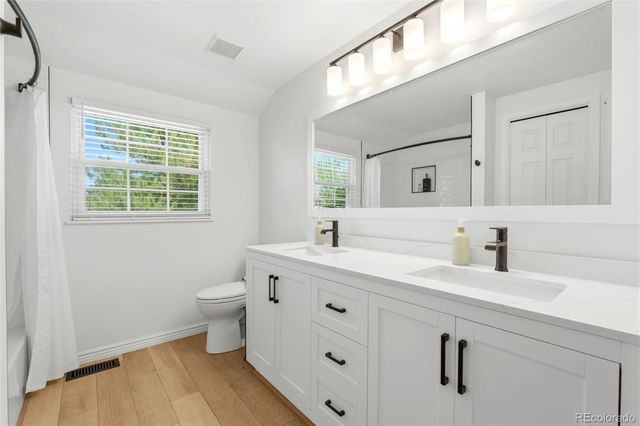 2255 Thistle Ridge Circle, Highlands Ranch, CO 80126