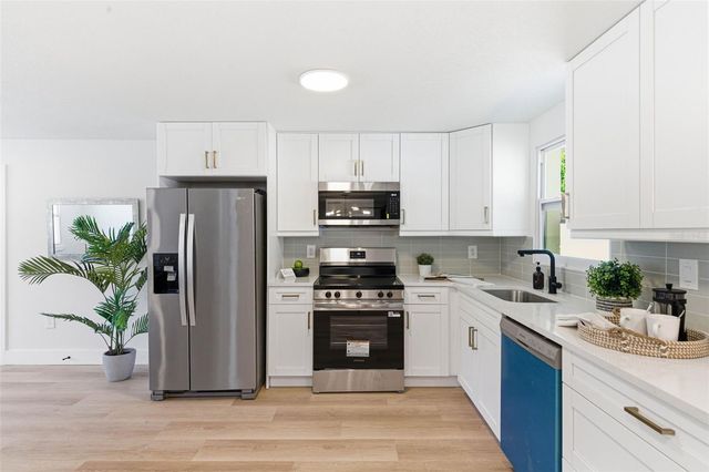 3709 CORAL DRIVE, Tampa, FL 33619