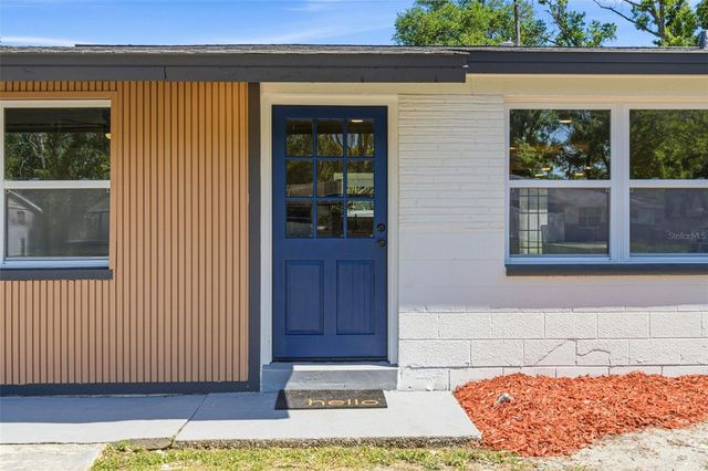 3709 CORAL DRIVE, Tampa, FL 33619