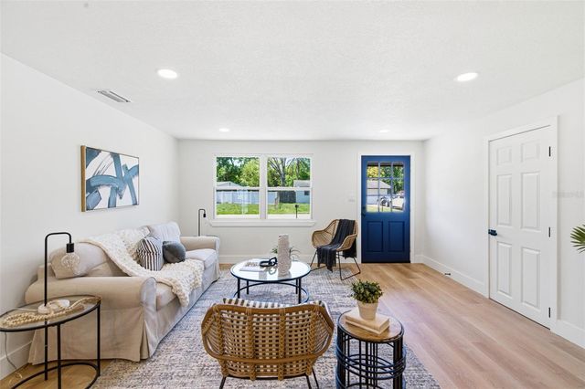 3709 CORAL DRIVE, Tampa, FL 33619