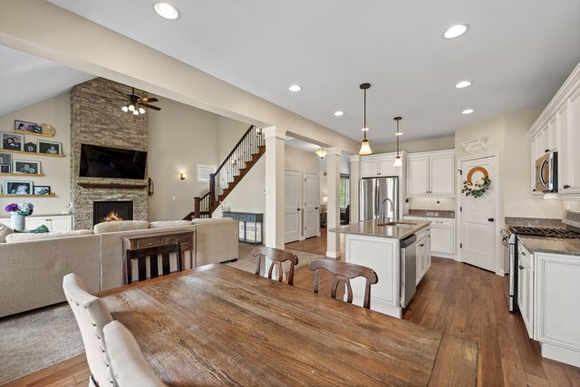 2015 Terreno Drive, Chesterton, IN 46304
