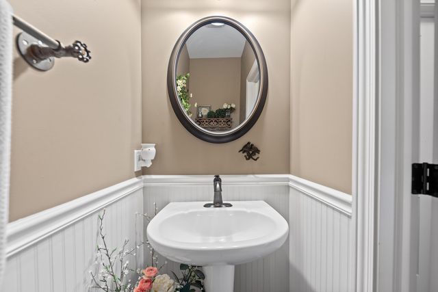 2015 Terreno Drive, Chesterton, IN 46304