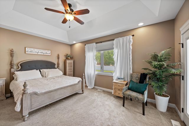 2015 Terreno Drive, Chesterton, IN 46304