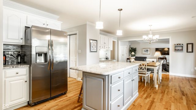 10415 Woods Edge Drive, Fishers, IN 46037