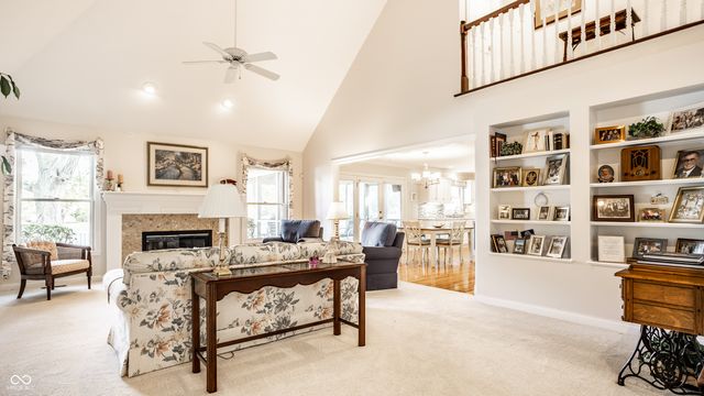 10415 Woods Edge Drive, Fishers, IN 46037