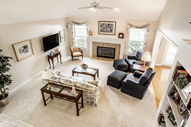10415 Woods Edge Drive, Fishers, IN 46037