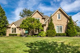 10415 Woods Edge Drive, Fishers, IN 46037