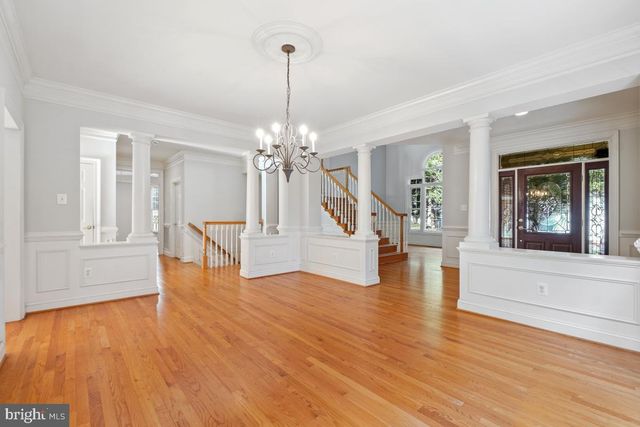 5406 SPRUCE TREE AVE, Bethesda, MD 20814