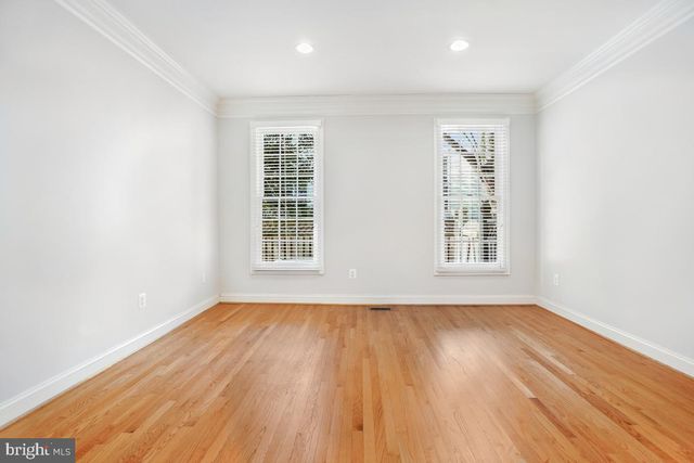 5406 SPRUCE TREE AVE, Bethesda, MD 20814