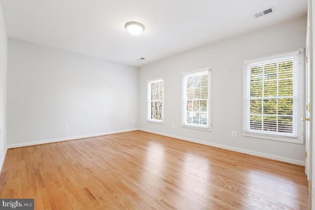 5406 SPRUCE TREE AVE, Bethesda, MD 20814