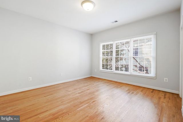 5406 SPRUCE TREE AVE, Bethesda, MD 20814