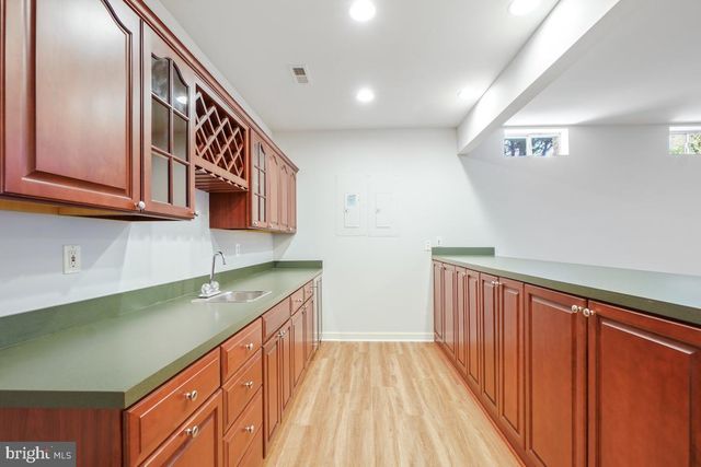 5406 SPRUCE TREE AVE, Bethesda, MD 20814