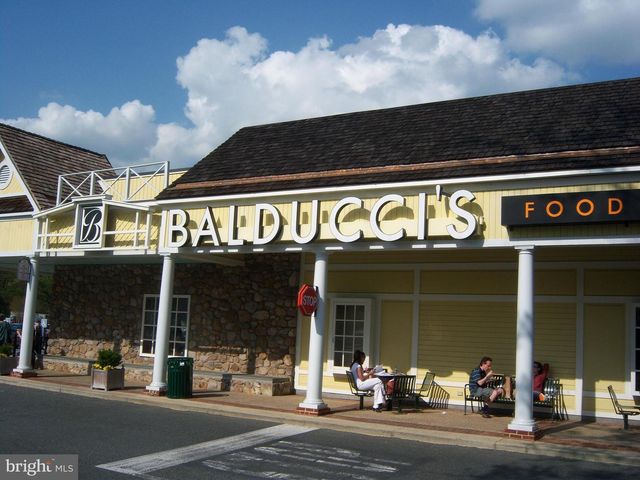 5406 SPRUCE TREE AVE, Bethesda, MD 20814